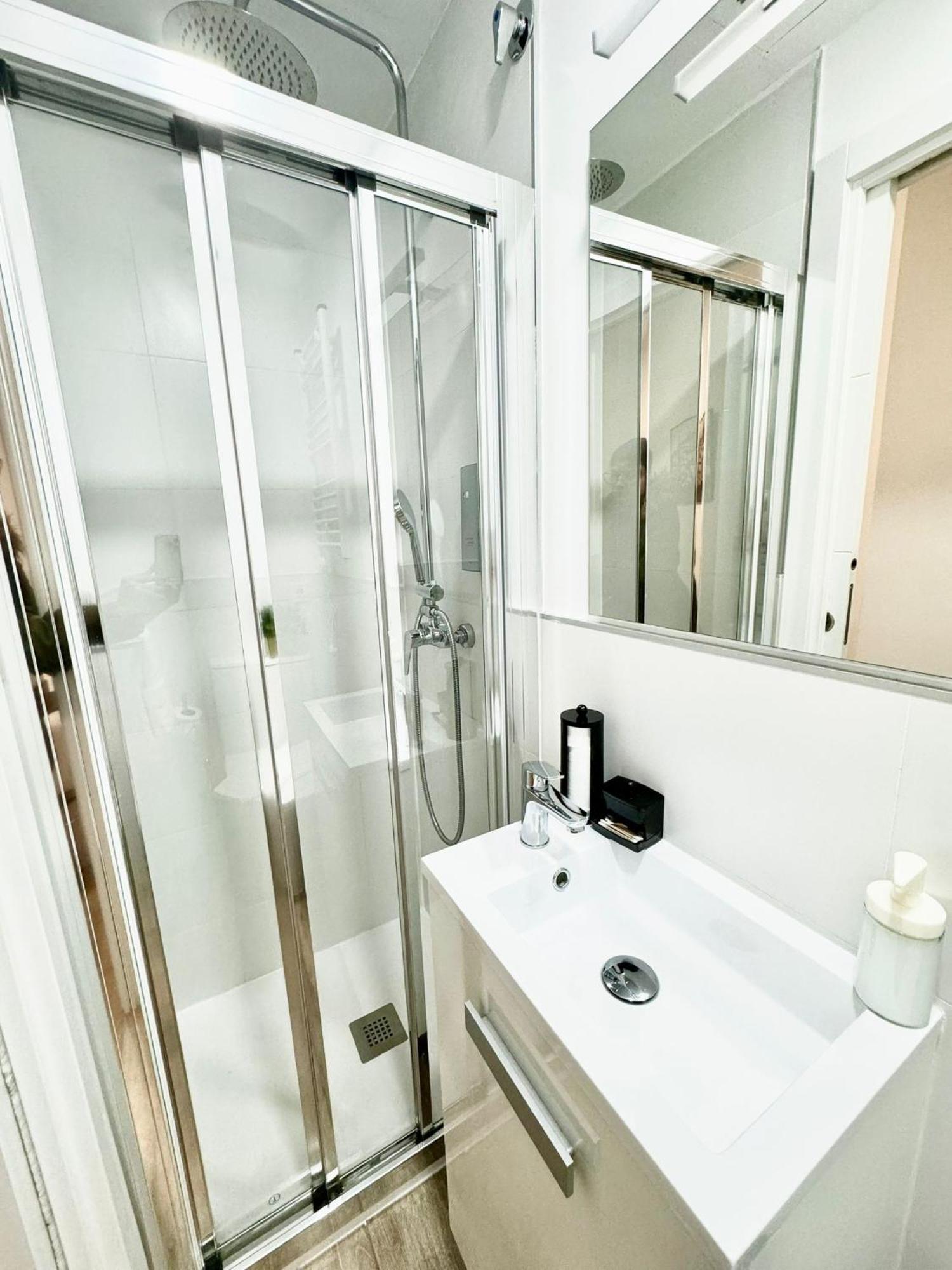 Apartamentos Madrid Connection - Universidad By Oshun Apartments Экстерьер фото